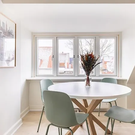 2 Vaerelses I Hjertet Af Taet Pa Alt Apartament