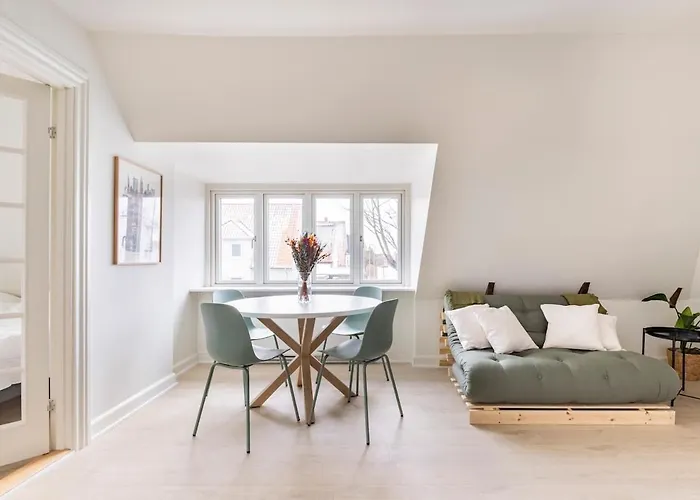 公寓 2 Vaerelses I Hjertet Af Taet Pa Alt 欧登塞